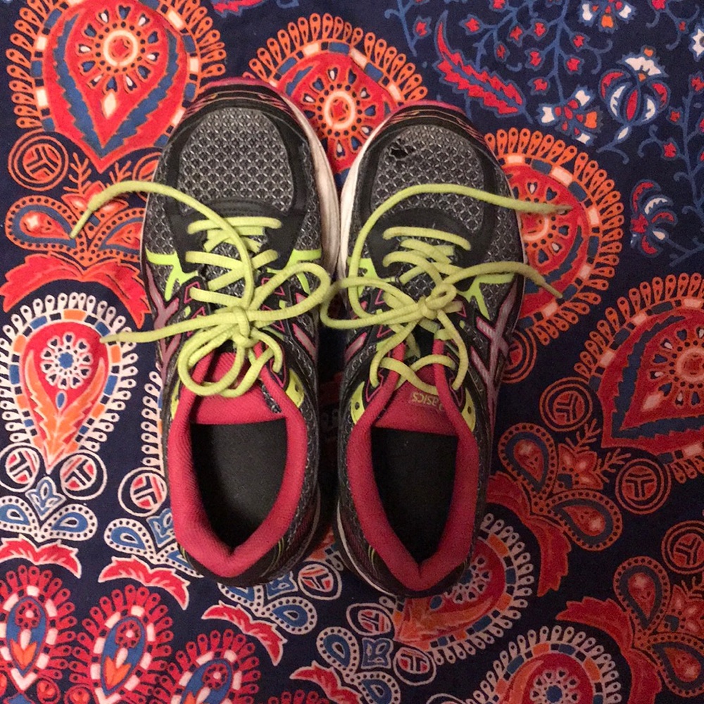 ASICS gel running 🏃🏻‍♀️ 👟